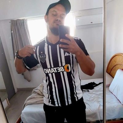 sou um  atleticano fanático pelo maior de minas 🐓🐓🐓