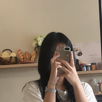 ParaewaewP's profile picture. 