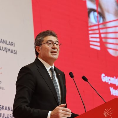 CHP Örgütlerden Sorumlu Genel Başkan Yardımcısı- CHP 27. ve 28. Dönem Balıkesir Milletvekili-Mali Müşavir-
