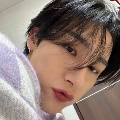 foolmoon4n's profile picture. 지지 않는 사랑을 할게요