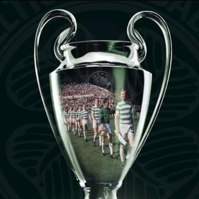 Celtic fc⚽️🇮🇪🇮🇪 enjoy= life,it,s to short hailhail💚 IRISH an proud..half the world,s Irish the other half are Jealous.☘☘