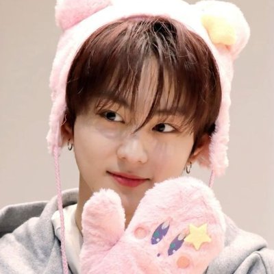 koshicreates's profile picture. ꒰replies may be slow! user is now an mt intern 💬꒱| 💌: kindly read my carrd ⬎ before transacting for more details.