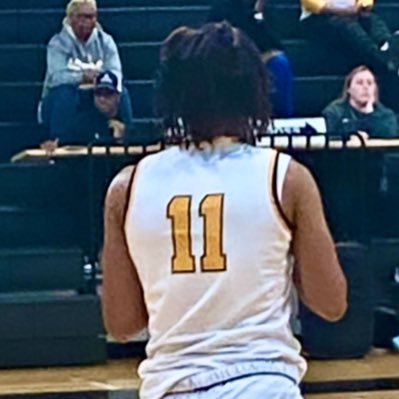 5'5 Guard/Small Forward 3.1 GPA Scotlandville Magnet High School Sr '24. Contact me - sunalk02x@gmail.com