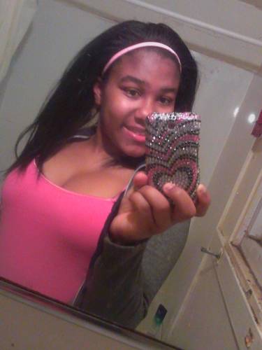 #TEAMFOLLOWBACK #TEAMMINDLESS #TEAMBREZZY #TEAMDERRICKROSE #TEAMDIGGY #HARRY #TEAMTRAVIE #TEAMBULLS #TEAMSINGLE