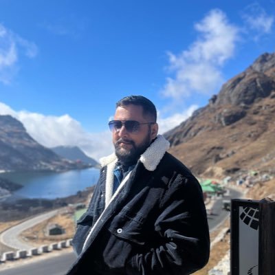 Former Editor @HTAutotweets | Ex journalist @NDTV, @timesofindia, Zee | Obsessed with cars, pillion on bike,hate posing on either | Views expressed are personal