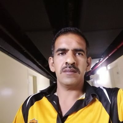 مسٸلہ یہ نہیں ہے کہ جانے والے کی جگہ کون لےگا
مسٸلہ یہ ہے
کہ
جو ہے
اسے کیسے رخصت کیا جاۓ