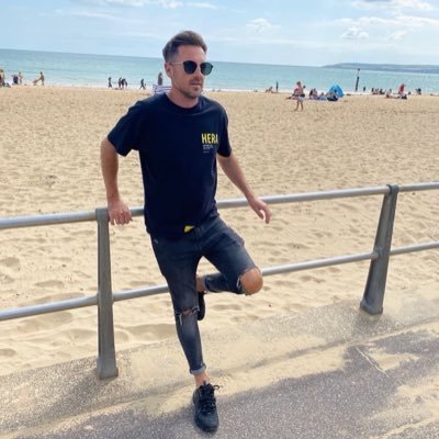 BeDavee's profile picture. 