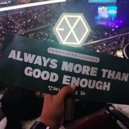 We are far apart but we are together always. WE ARE ONE. EXO 사랑하자! ❤ - Junmyeon                   

@B_hundred_Hyun @layzhang follow my babies | Minseok is 💕