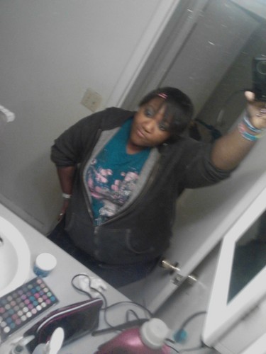 lowkeysogone's profile picture. 