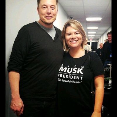 Guiding @ElonMusk's vision for a better future through SpaceX, Tesla, Neuralink, and more. & | Tech enthusiast, dream chaser, and innovation advocate.