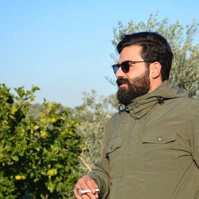 هـدوئـي لـيـس حـالـة مـّن الـعـزلـة ولـكـن هـكـذا هـُم الـمـلـوگ