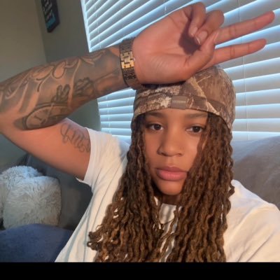 Scorpihoe_J Profile Picture