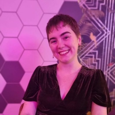 25 | author of THE REST IS SILENCE and SMILE AND BE A VILLAIN | PhD in Medieval Studies | words in AWAKENINGS & OPULENT SYNTAX | 🇮🇪 in 🇬🇧