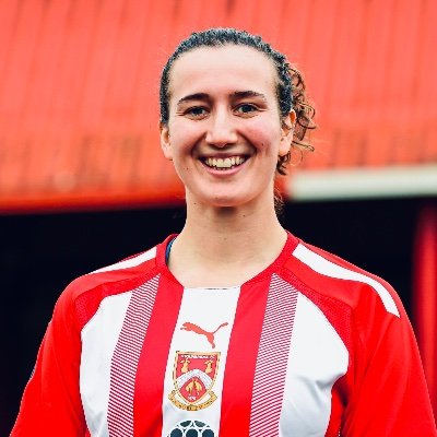 Footballer @StourbridgeWFC. PE teacher. she/her