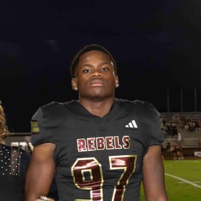 George County High school C/O ‘24 6’2 245 EDGE (601-947-5860) tyroncoleman80@gmail.com