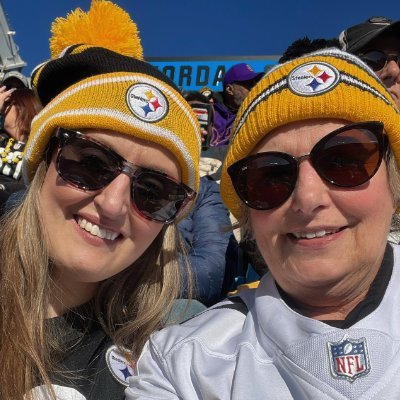 lupus and fibro fighter. depression warrior. mom of two beautiful daughters. diehard Pittsburgh steeler fan. food lover.