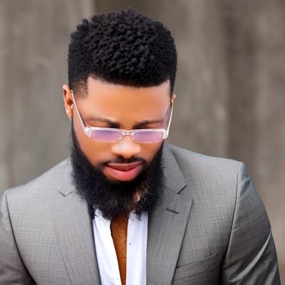 __Chisent's profile picture. Simple in Nature