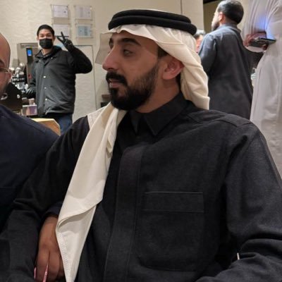 أحب التجارة لانها تحتاج عقول تفكيرها بلا سقف لست مهتم بمجال معين أقطف من كل بستان وردة واتعلم كل ما انزله من شعر لي ولغيري (كلنا سنمضي أترك أثرا طيب)