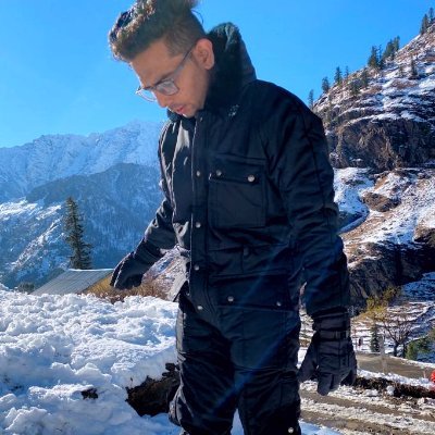 potatowarhead's profile picture. Video editor & Faceless YT enthusiast
Worked with @TheRealRyanHiga @iFooYa @cyr @ChicaLive @imaspaceboy @ItsElanip & many more