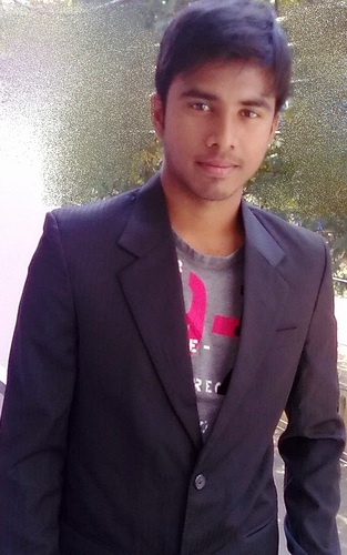 hey buddies........dis is sai krishna,,,aliaz sai....me an exuberant kinda nature...alwyas goona try smethn new...love to hav fun nd more..