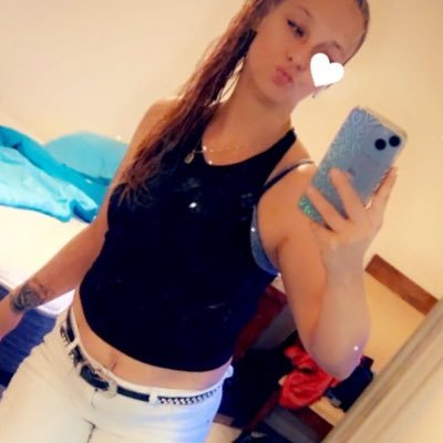 Me,I’m a down to earth bitch and I don’t tolerate dumb shit. I’m 💯 with respect!4me pleasings the greatest thing! I just want people to smile!!! Keep it 💯❤️