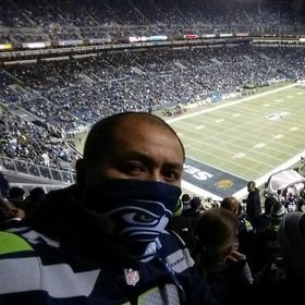 #TwitterOfficial Seattle @Seahawks Certified Super Bowl XLVIII Champions #206 #GoHawks #BingHawks #12thMob #SouthEnd #Seahawks #HawkGang #BringBackOurSonics