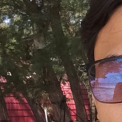 hmdriq's profile picture. Hujan, dan senja sangat sulit ditemukan bersama.
Interaksi.. deep talk with your self.
💌Self-awareness.