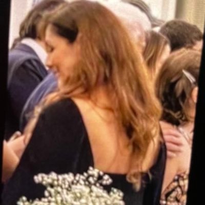 Camar28220649's profile picture. 