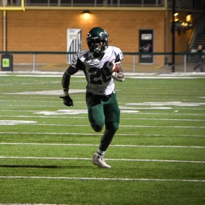 Holy Cross High School #26 | C/O 2025🇨🇦| RB/WR | 16 Years old 5'9.