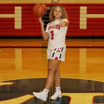 PG/SG | Class of 2025 | Laurel Highlands HS | GPA 3.8 | #1 | 5’3 | email: miyah0320@icloud.com | NCAA ID: 2304832745