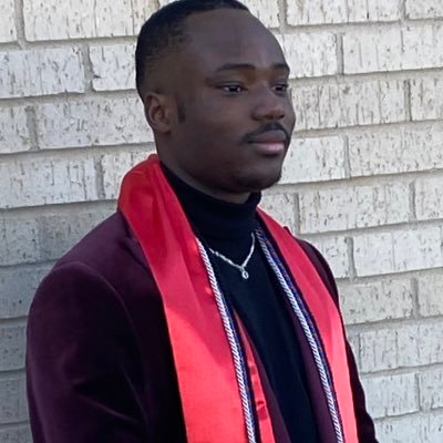 justmanuell's profile picture. Big fan of GSW