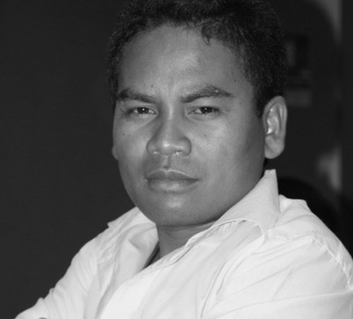 lovaraf's profile picture. 🔴Journaliste basé à Antananarivo 🇲🇬.
Je m'intéresse à tout ce qui touche à l'high tech et aux innovations en tout genre ! 

Mes tweets n'engagent que moi.