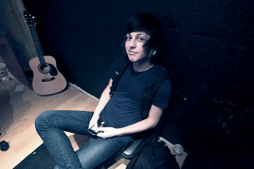 Andrew Bisante makes acoustic music, make sure to follow him! @bisante