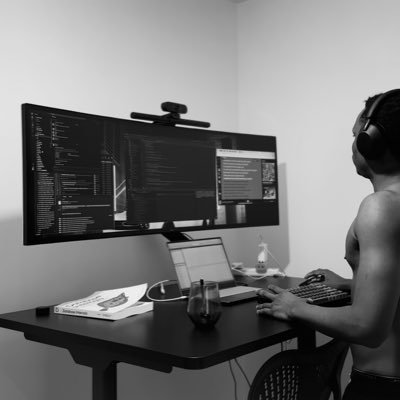 van_duka's profile picture. Backend & Infra. | Some time off here