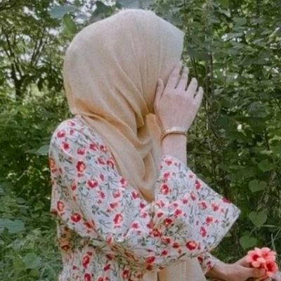 Follow for follow back 🫶
- just like the moon, lonely and beautiful ✨