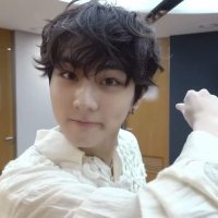 lie ππ (@hue_jn) 's Twitter Profile