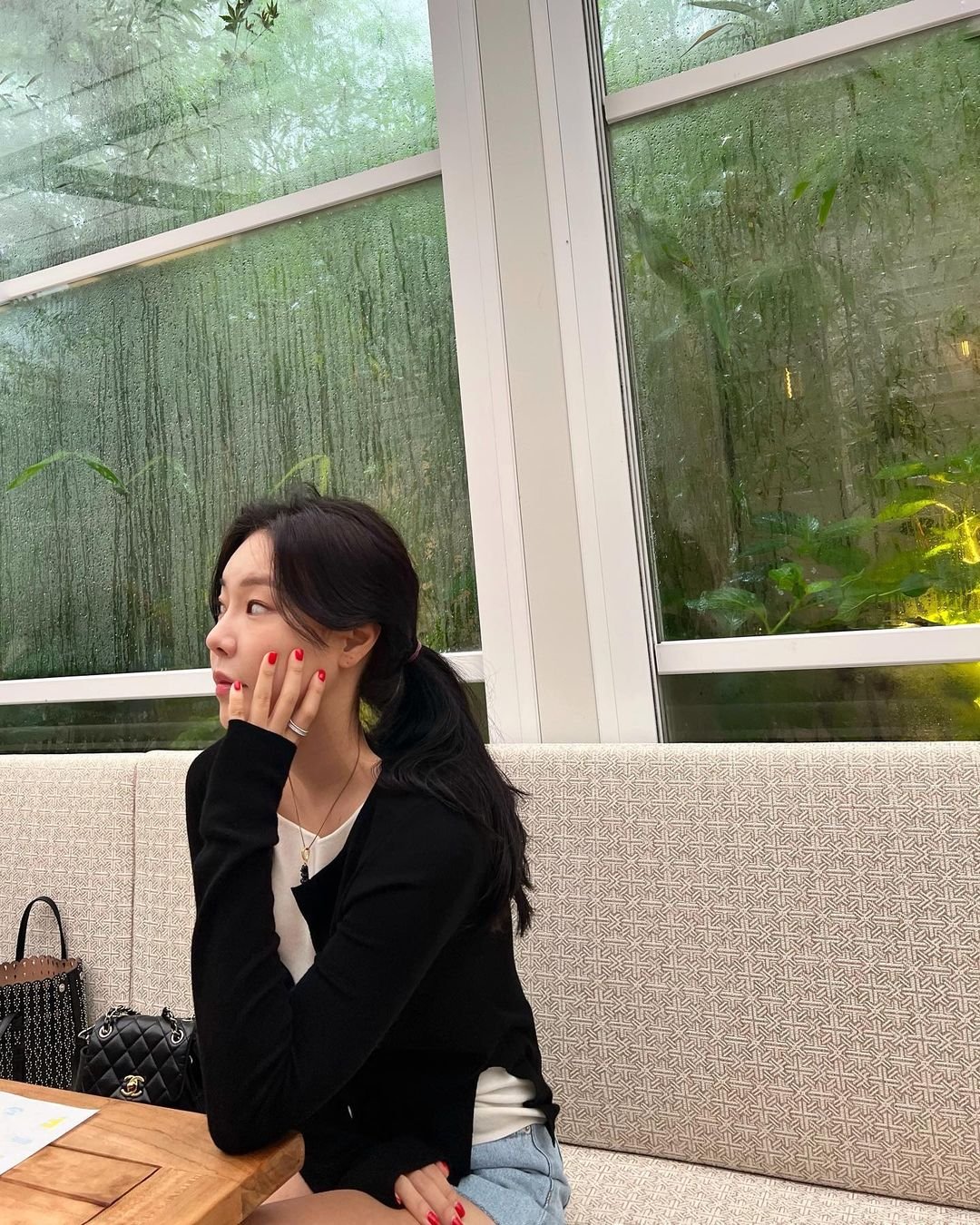 My name is Belle. I am 32 years old. Nice to meet you. I am from Taiwan and now I am in Seoul. https://t.co/xgkoFfaUyF