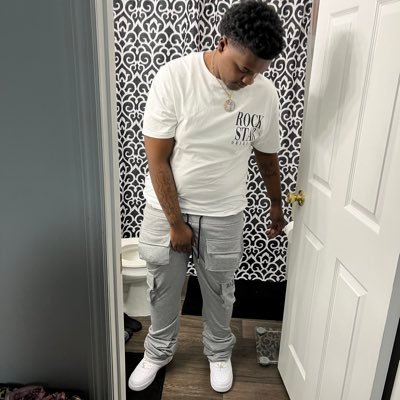 l'll Die Fa My Respect And I Won't Call On No Man 💯💪🏾& I'll Grind Me Up Ah Check I Won't Depend On No Hand 🚫✋ #LLGRANNY🕊 #LLBH🙏🏾 #FreeMyNiggas🗝