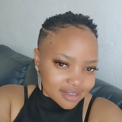 Before you DM me, you need to know that I've got a fupa and a C-section scar. Also, I'm honestly just here for laughs.
