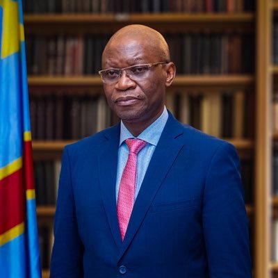 Époux & Père | Médecin | Formateur | Ministre de la Santé Publique, Hygiène et Prévention. Au service de la santé pour tous 🇨🇩 #SantéPourTous