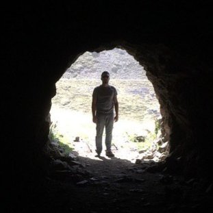 fpineda_'s profile picture. Pegue bacs. Continc multituds.