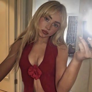 hrts4swiftt's profile picture. all's fair in love and poetry ♡˳·˖✶