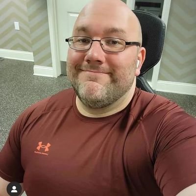 legit sugar daddy, looking for a loyal baby to spoil financially.inbox me on @Henry8080