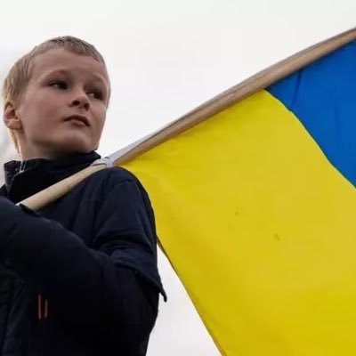 Ukraine warrior 💪⚔️Tactical Trainer,Member of a volunteering Group in support of Ukraine 🇺🇦 Богдан Салов Пишаюся тим, що я Українець ! we fight of Democracy!