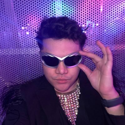 davidic179's profile picture. 🛸Awful beautiful life 🛸