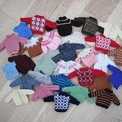 miniature knitting