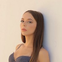 Lily Larimar(@lilylarimar___) 's Twitter Profile Photo