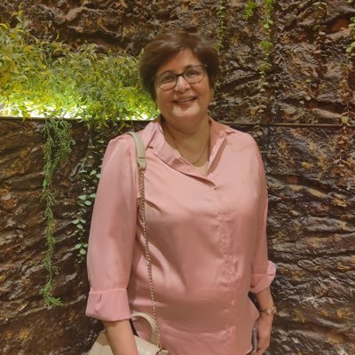 gitaharsh's profile picture. Histopathologist ,speciality Onco ,at Nanavati Max . Happiness is family and the small things,interested in Indian history and temple architecture,art.