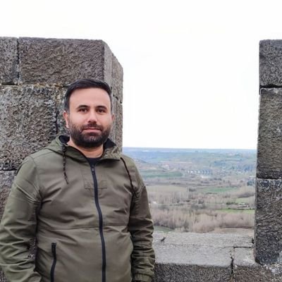 xudreste's profile picture. #xwendekar #PhD #kurdî