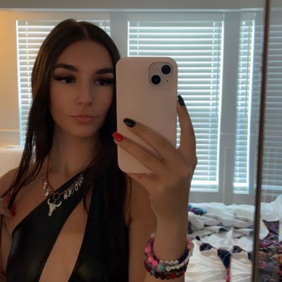 22/ wubz for the soul😌/ Aries🔥/ stay vibrant ✨